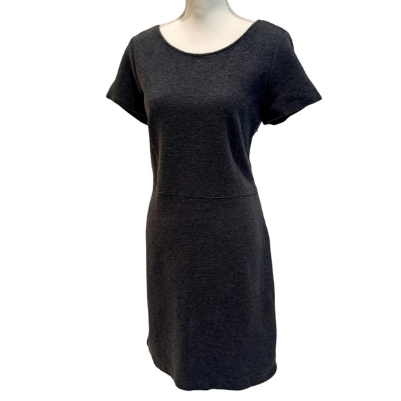 Banana Republic Gray Cotton Dress with Scoop Back | Short Sleeves (12) - Picture 5 of 10